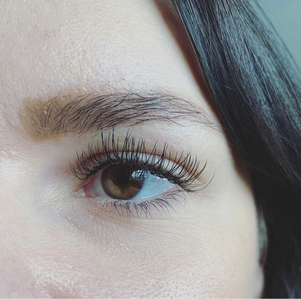Beauty Review: Eyelash Extensions